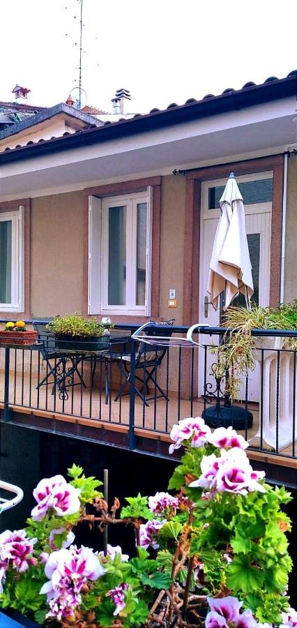 Il Giardino Di Laura Apartment Toscolano Maderno Luaran gambar